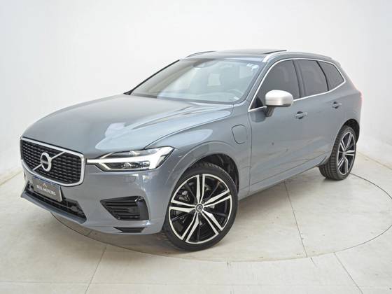 VOLVO XC60 2.0 T8 HYBRID R-DESIGN AWD GEARTRONIC VOLVO XC60 2.0 T8 HYBRID R-DESIGN AWD GEARTRONIC